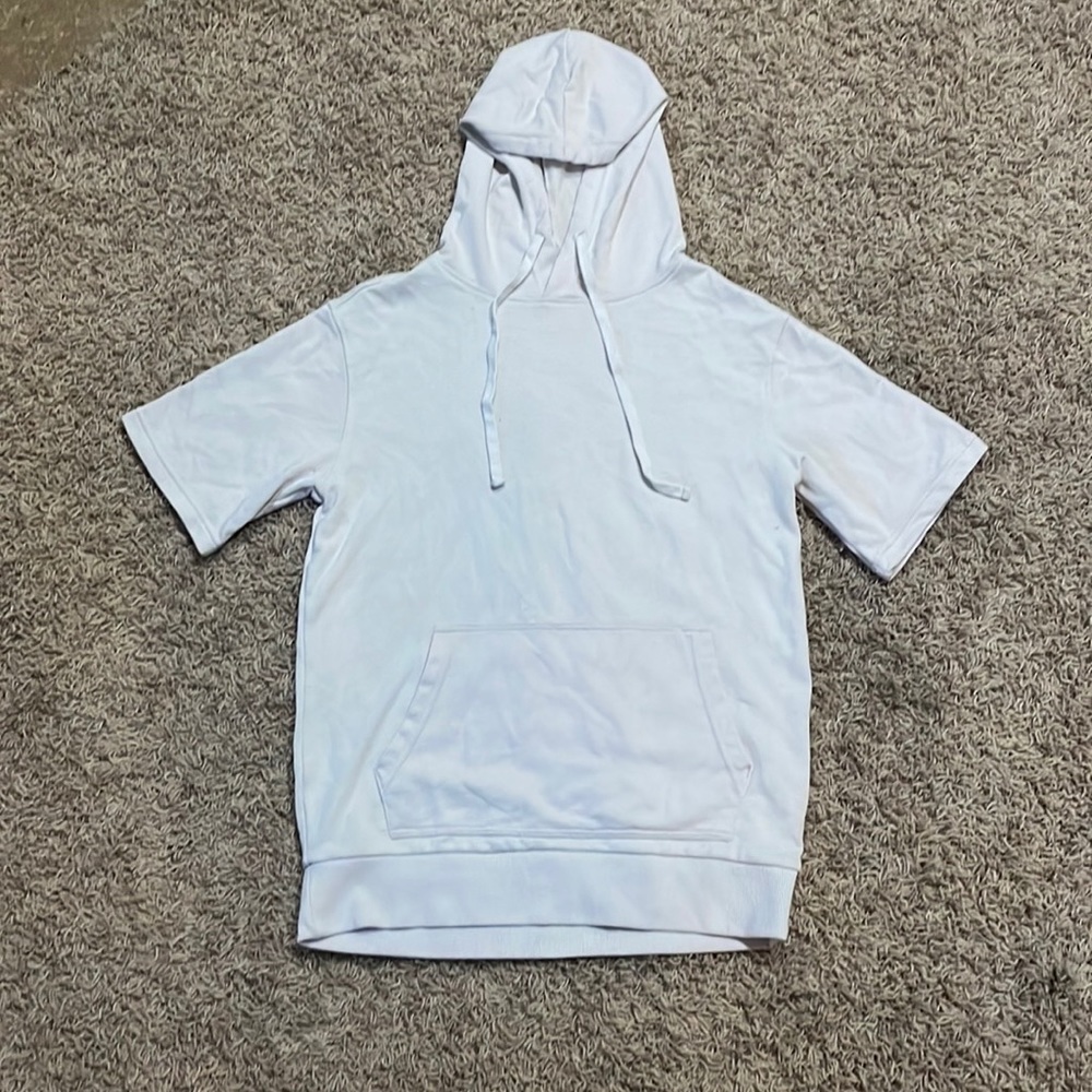 White short sleeve sweatshirt